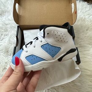 Jordan retro 6 UNC